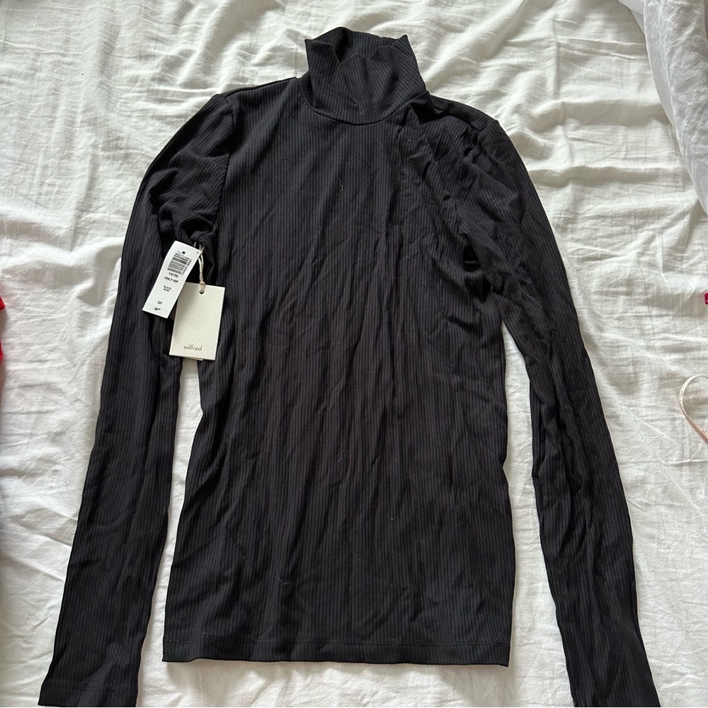 Wilfred Black Ribbed Long Sleeve Turtleneck Tee